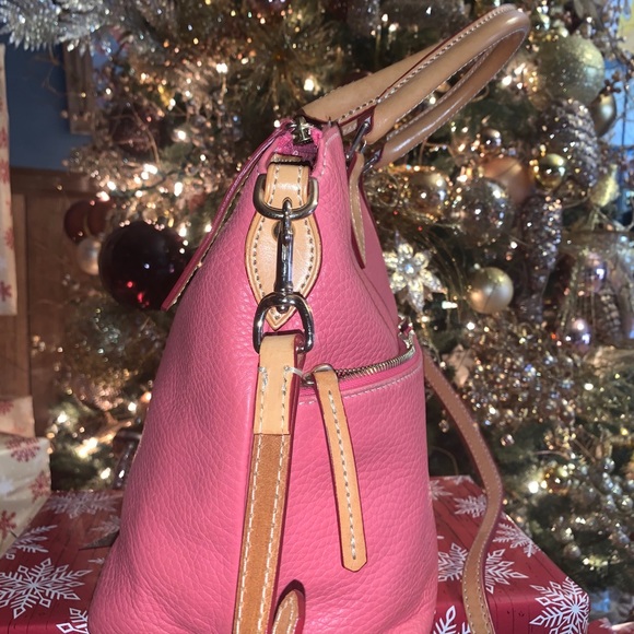 Dooney and Bourke handbag - Picture 8 of 9